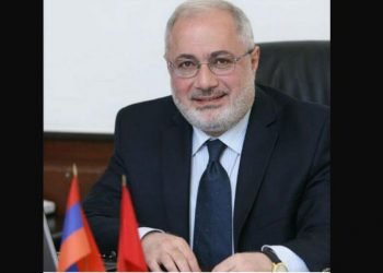 Վահանը` Վահանի Վրայ