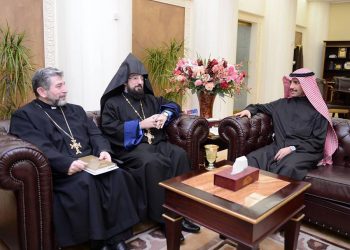 Գաղութէ Գաղութ