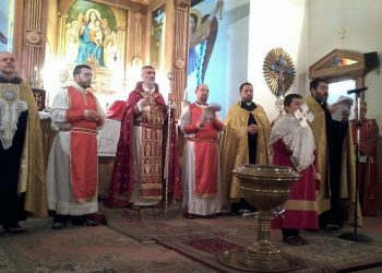 Բերիոյ Հայոց Թեմի Առաջնորդին Ս. Ծննդեան Պատգամը. Յոյսով Նայինք Փրկիչին