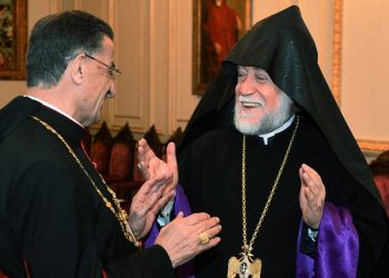 Հանդիպում Արամ Ա. Կաթողիկոսի  Եւ Պշարա Ռայի Պատրիարքին Միջեւ