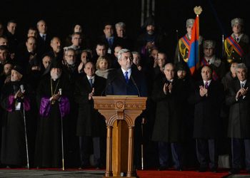 Անդրադարձ.  Հայկական Ու Արտաքին Աշխարհին  Հասցէագրուած Փաստաթուղթ Մը