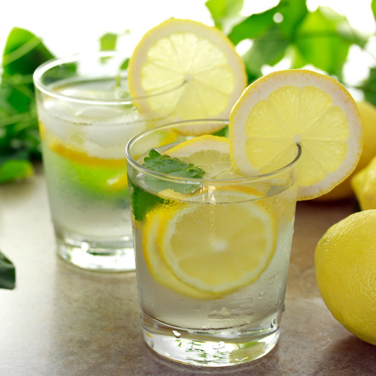 20515_lemon-water-1