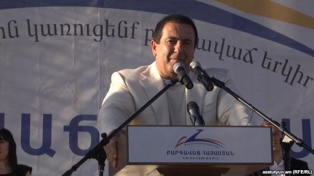 21615_dzaroug