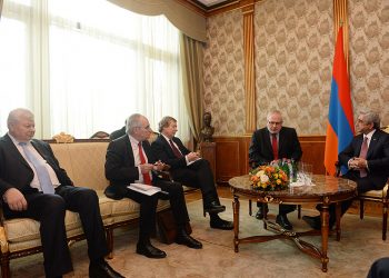 Նախագահ Սարգսեան Ողջունեց  ԵԱՀԿ-ի Համանախագահներու  Քրաքովեան Յայտարարութիւնը