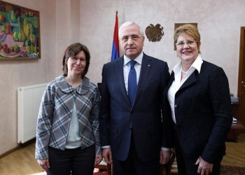Կարապետեան Ընդունեց Միջազգային  Բարգաւաճման Գործակալութեան  Պատուիրակութիւնը