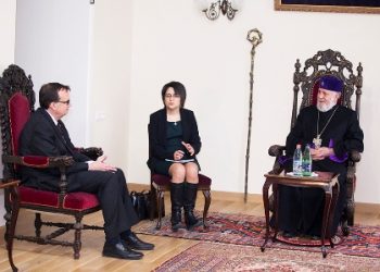 Ամենայն Հայոց Կաթողիկոսը  Ընդունեց Դեսպան Ռիչըրտ Միլզը