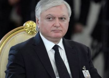 Նալբանդեան. «Պաքու Կրկին Կ՛արհամարհէ Միջնորդներուն  Առաջարկները»