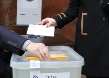 Յետադարձ Ակնարկ` 2013-ի Հայաստանի Նախագահական Ընտրութիւններուն