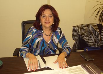 Կիներու Միջազգային Օր.  «Կինը Քաջ Կեցուածք Ունի, Համբերատար Է, Հնարամիտ, Յամառ Եւ Արդար Աշխատող Եւ Իբրեւ Այդպիսին` Ան Պէտք Է Որոշում Տալու Իրաւունք Ունենայ»   «Ազդակ»-ին Կ՛ըսէ Սօսի Փոլատեան