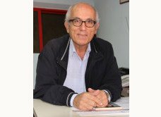 Ո՞վ Է Ուսուցիչը