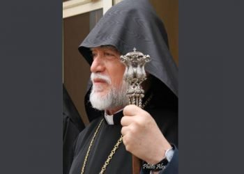 Արամ Ա. Կաթողիկոս Մեկնեցաւ Վատիկան