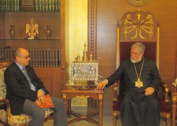 Արամ Ա. Կաթողիկոս Ընդունեց Կիպրոսի Դեսպանը