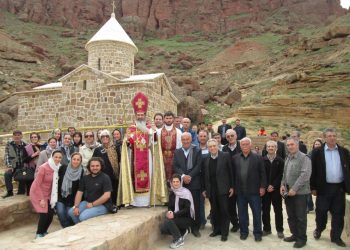 Մայր Արաքսի Ափին Հովուի Վերանորոգուած Մատուռի Օծումը Ձօնուեցաւ Հայոց Ցեղասպանութեան 100-Ամեակին