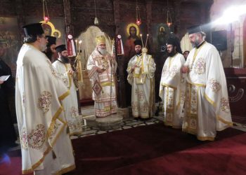 Եազիժի Պատրիարքը Կը Նախագահէ Առեւանգուած  Երկու Առաջնորդներուն Նուիրուած Պատարագի Մը