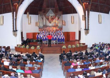 «Կարկաչ» Կոմիտասեան Երգաշարով Յարգեց  Մեծ Եղեռնի Նահատակներուն Յիշատակը