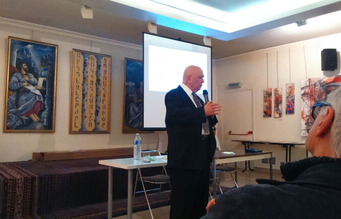 mms_img-2085516187-f