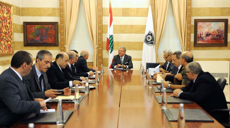 Խորհուրդի նիստէն պահ մը