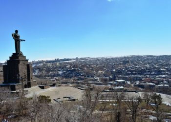 Հայաստանը Զուիցերիա Չէ, Հայրենիք Է