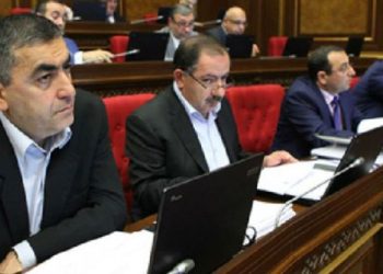 Խորհրդարանը Ընդունեց «Հանրաքուէի Մասին» ՀՅԴ-ի Նախագիծը