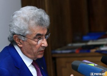 Մասնագիտական Յանձնախումբը Աշնան  Նախագահին Պիտի Ներկայացնէ  Նոր Սահմանադրութեան Նախագիծը