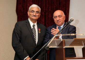 Գրող, Հրապարակագիր Գէորգ Պետիկեան Իր Յիսնամեայ Վաստակին Համար Պարգեւատրուեցաւ «Մայրենիի Դեսպան» Շքանշանով