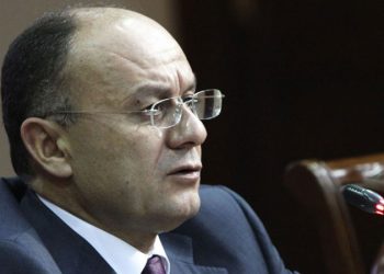 Օհանեան Կ՛այցելէ Խըրխըզիստան,  Ապա` Տաճիկիստան