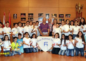 «Լեւոն Շանթ» Կեդրոնին Մէջ «Արեգ» Թատերական Դպրոցի Ամավերջի Հանդէս Եւ Վկայականաց Բաշխում