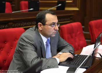 Մինասեան. «Կարելի Չէ Թիրախ Դարձնել  Մեր Պաշտպանութեան  Համակարգը Եւ Նախարարը»