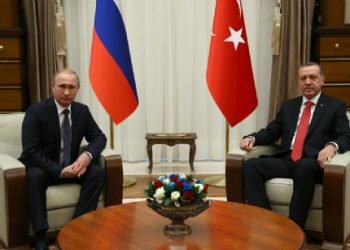 «Գայթակղութիւն Պաքուի Մէջ` . Փութին-Էրտողան Հանդիպումէն Առաջ»  Կը Գրէ «Քոմերսանթ»