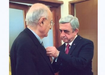 Դոկտ. Զաւէն Մսըրլեանի Հայաստանի Գիտութիւններու Ազգային Ակադեմիայի Արտասահմանեան Անդամի Վկայագիրի Յանձնումն Ու Շքադրումը