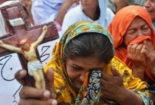 6-18-15_Pakistani-Christians