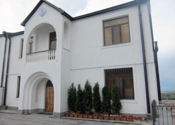 Հայրենի Կեանք