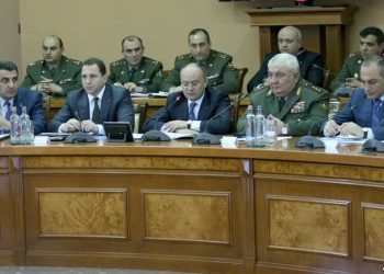 Աշխատանքային Խորհրդակցութիւն` Պաշտպանութեան Նախարարութեան Մէջ