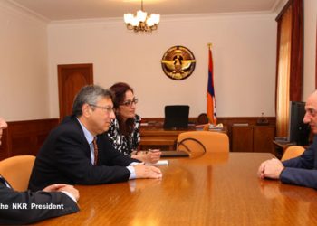 Արցախի Մէջ.  Սահակեան Ընդունեց Ամերիկայի Հայկական Համագումարի Պատուիրակութիւնը