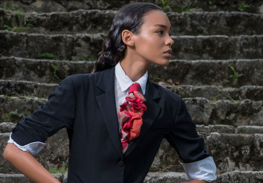 7-16-15_-foulard-en-cravate