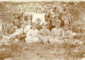 1915-ին Թուրքերի Կողմից Մուշում Ողջակիզուած Երեխաներ