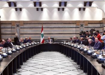 Հեռու  Արմատական Գործնական Լուծումներէ `  Նախարարաց Խորհուրդը  Քննեց Երկրին Հրատապ Հարցերը