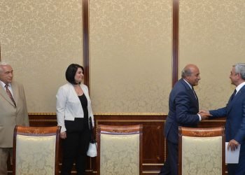 Նախագահ Սերժ Սարգսեան  Կուսակցութիւններուն Հետ  Հանդիպումները Կը Շարունակէ