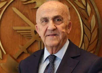 Ապրուստի Հարցերու Մէջ Տապլտկող Լիբանանցիք Կը Սպասեն Քաղաքական Դրական Քայլերու