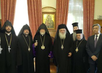 Արամ Ա. Վեհափառ Հայրապետը Հանդիպում Ունեցաւ Աթէնքի Եւ Համայն Յունաստանի Արքեպիսկոպոսին Հետ