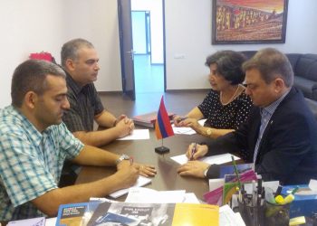 Երեւանի Մէջ Աշխատանքային Նիստ` Հայոց Ցեղասպանութեան 100-Ամեակի Լիբանանի Կեդրոնական Մարմինի Ներկայացուցիչներուն Մասնակցութեամբ