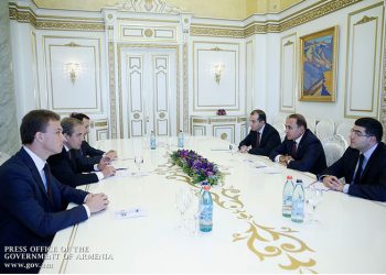 Յովիկ Աբրահամեան Ընդունած Է Եւրասիական  Զարգացման Դրամատան Վարչութեան Նախագահը