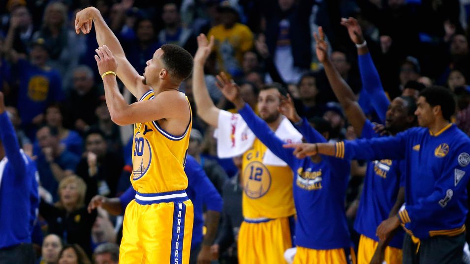 111715-NBA-Golden-State-Warriors-Stephen-Curry