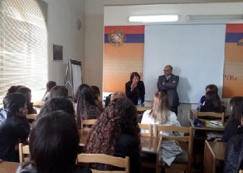 Պոլսահայ Նորագոյն Գրականութիւնը` Միասնական Տանիքի Տակ