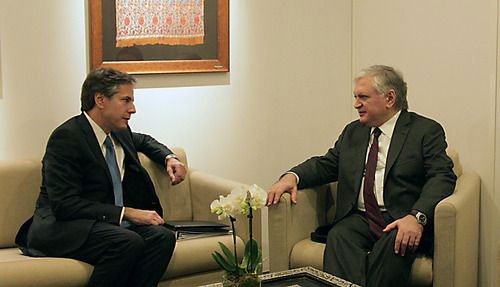 Nalbandian_110815