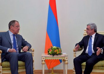 Երեւանի Մէջ Հանդիպումներ Ունենալով Նախագահ Սարգսեանի Եւ Նալբանդեանի Հետ. Նախարար Լաւրով Քննադատած Է ԵԽԽՎ-ի Քաղաքական Հարցերու Յանձնախումբին Որոշումը