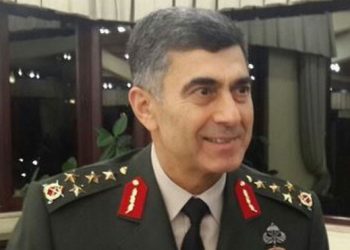 Թուրքիոյ Ցամաքային Ուժերու  Հրամանատարը Կ՛այցելէ Ազրպէյճան