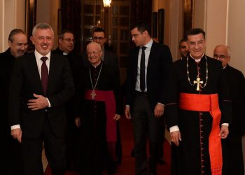 Ֆրենժիէ Այցելեց Պքերքէ