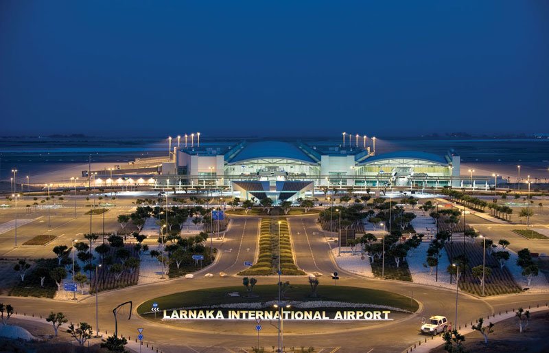 Larnaka-airport_120815