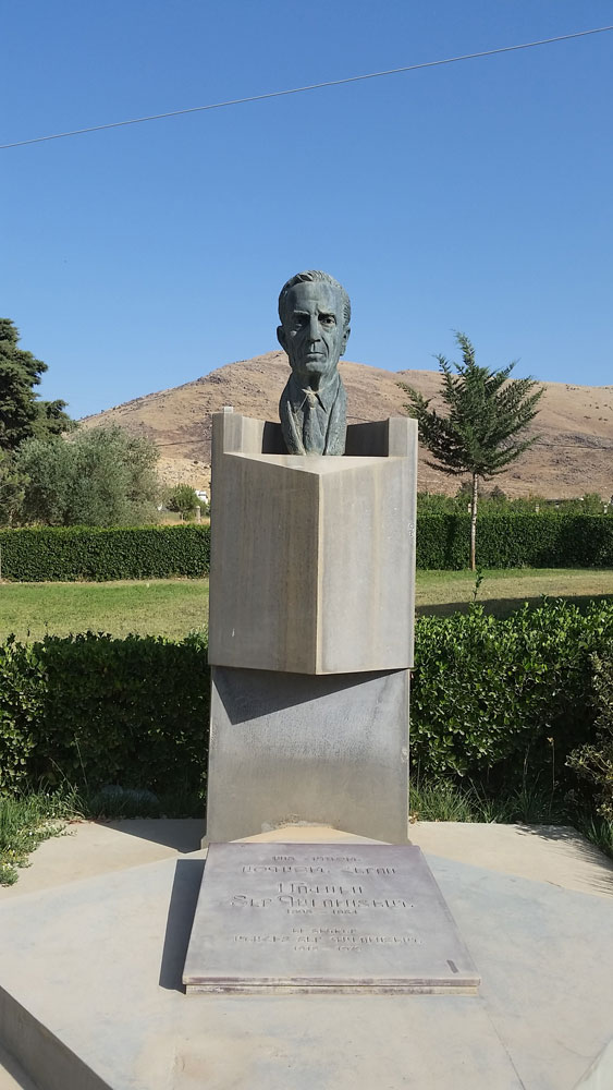 Movses-Der-Kalousdian_122515